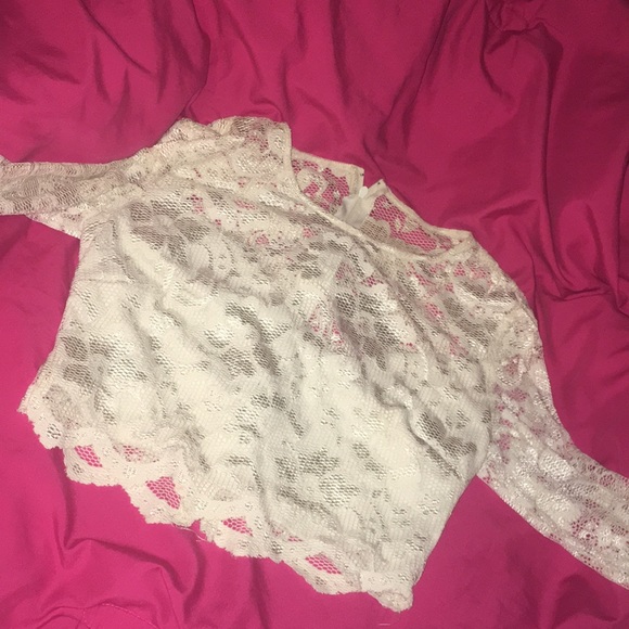 crop top - Picture 1 of 2